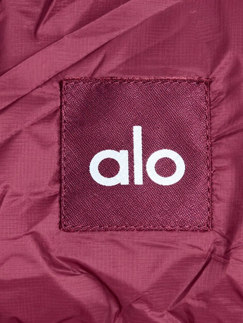 ALO Yoga Gold Rush Puffer Jacket Burgundy Size Small NWT - Picture 7 of 11